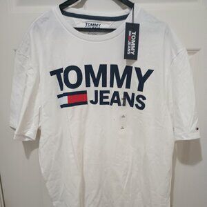 NWT Men's XL Tommy Jeans Hilfiger White T-Shirt Mans Summer Short Sleeve Comfort